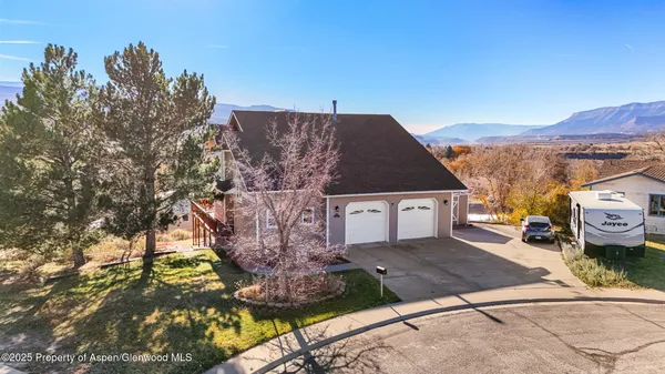 $699,000 | 949 Edelweiss Court, Rifle, CO 81650