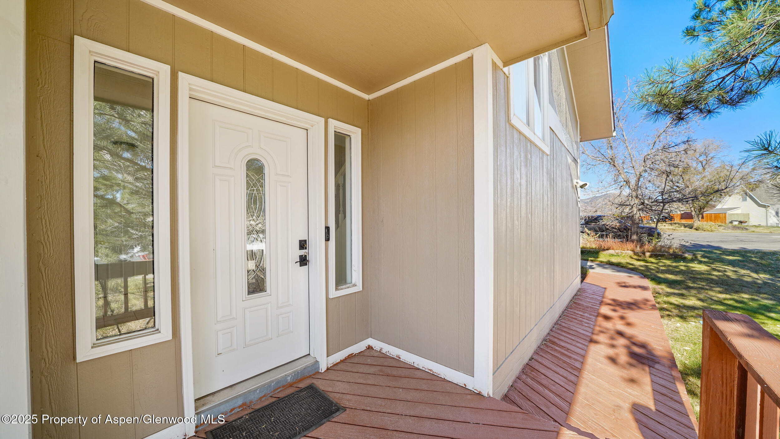 949 Edelweiss Court Rifle, CO 81650 - Photo 5 of 40 Entrance