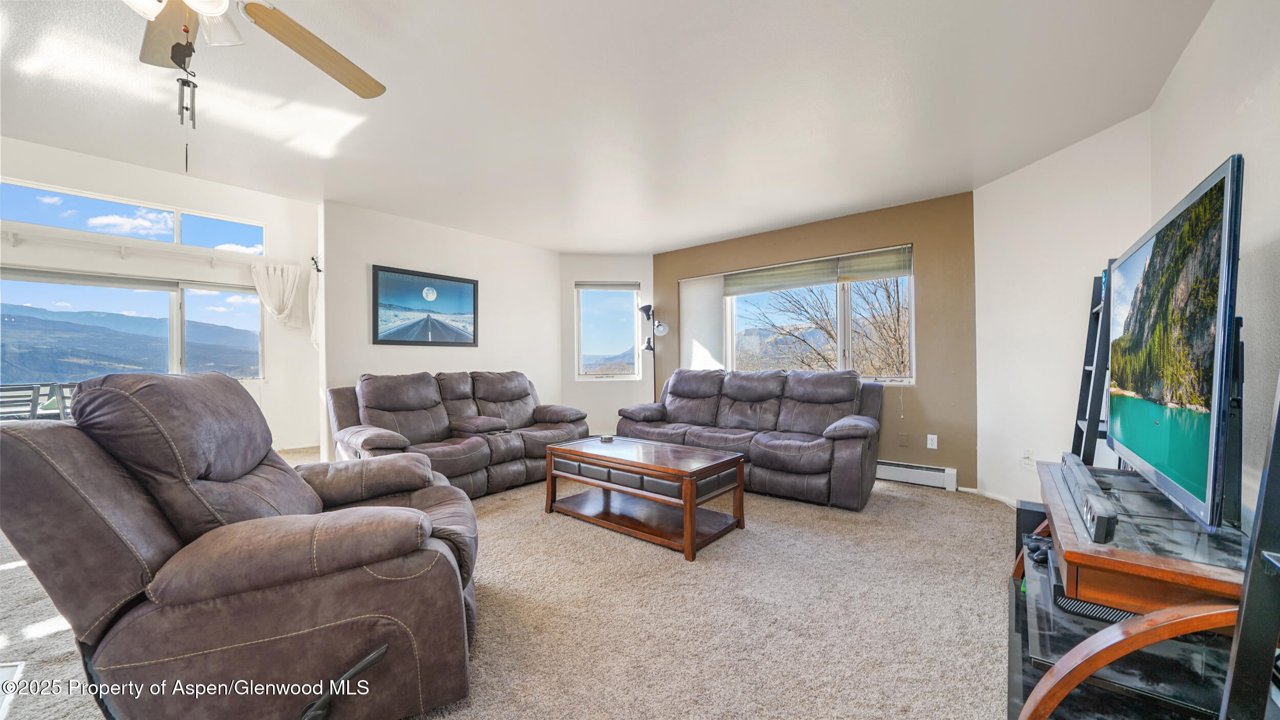 949 Edelweiss Court Rifle, CO 81650 - Photo 7 of 40 Living Room
