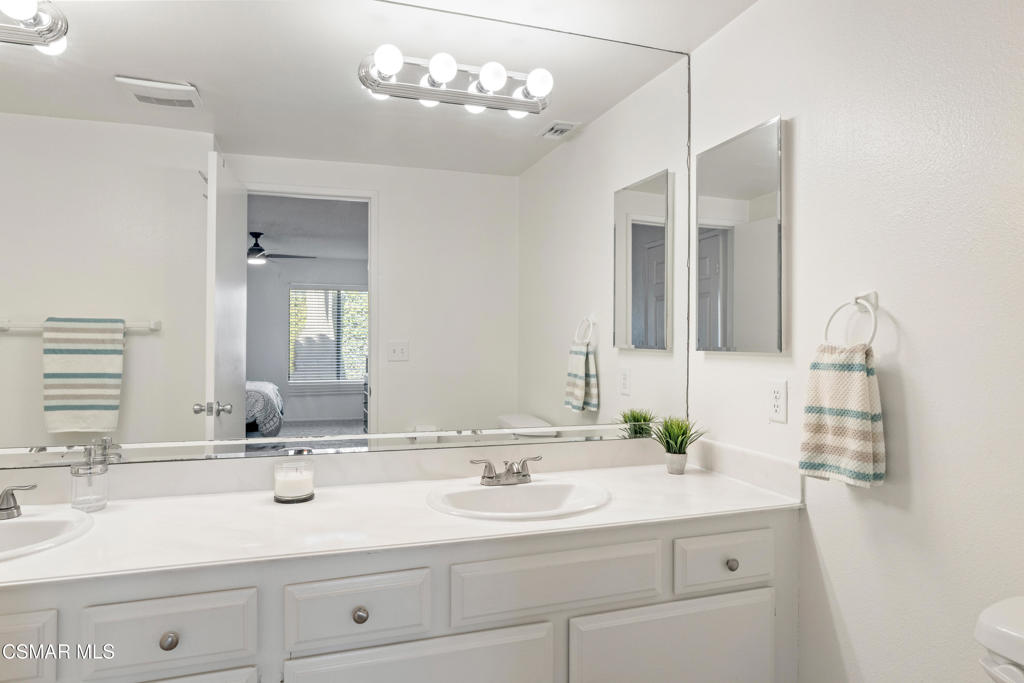 4514 Lubbock Drive, Unit C Simi Valley, CA 93063 - Photo 18 of 25