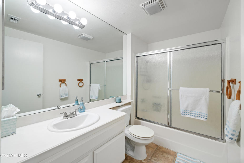 4514 Lubbock Drive, Unit C Simi Valley, CA 93063 - Photo 20 of 25