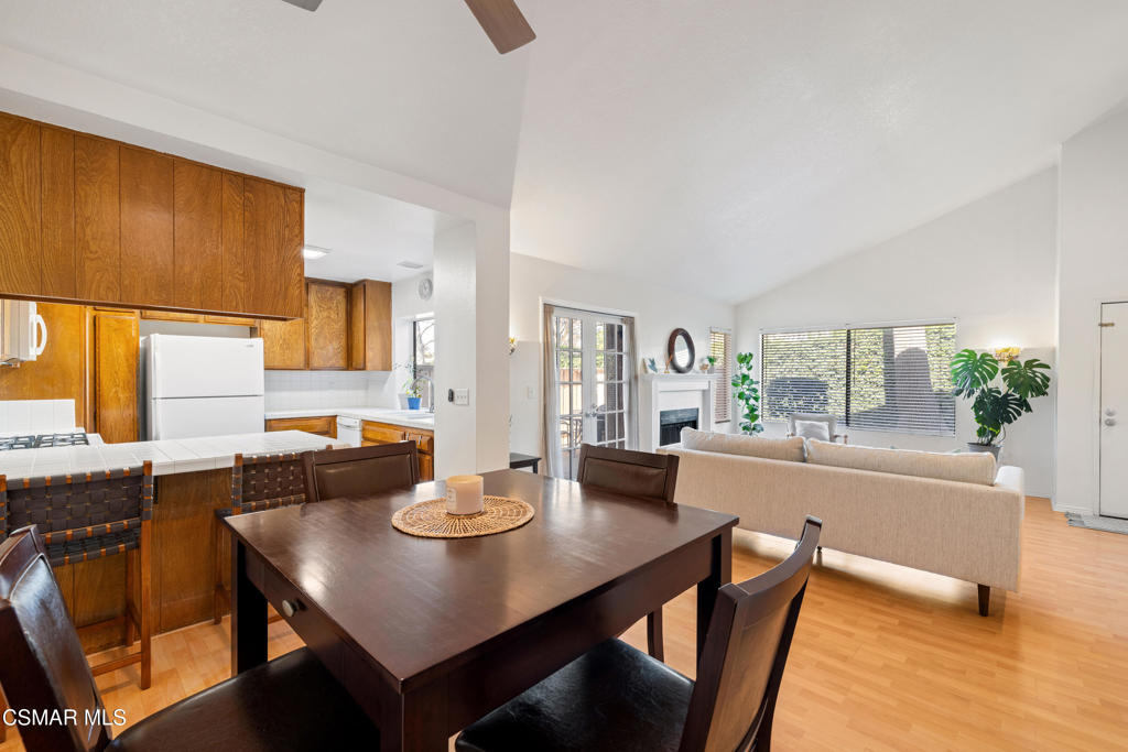 4514 Lubbock Drive, Unit C Simi Valley, CA 93063 - Photo 8 of 25