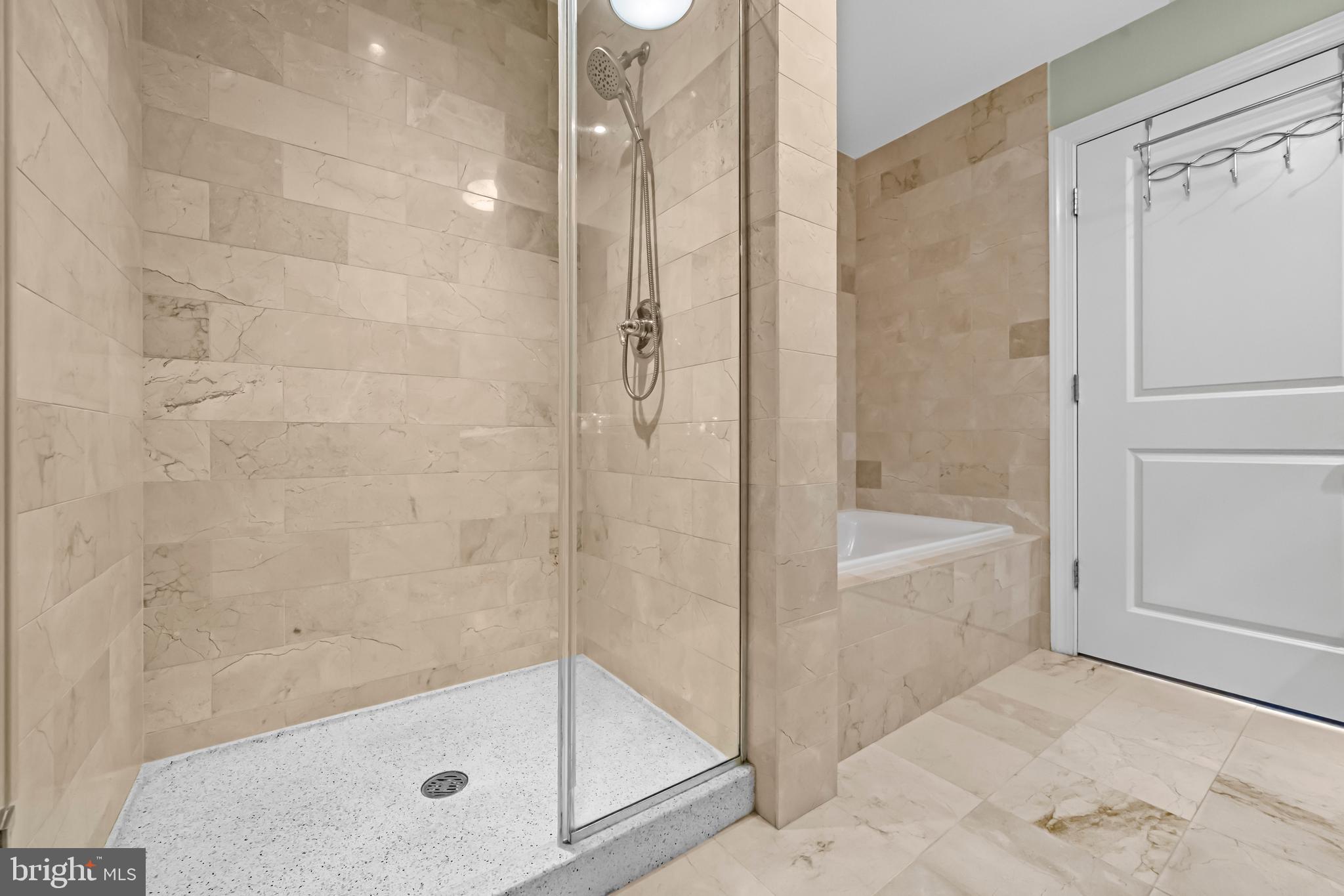 2425 L Street Northwest, Unit 537 Washington, DC 20037 - Photo 29 of 38