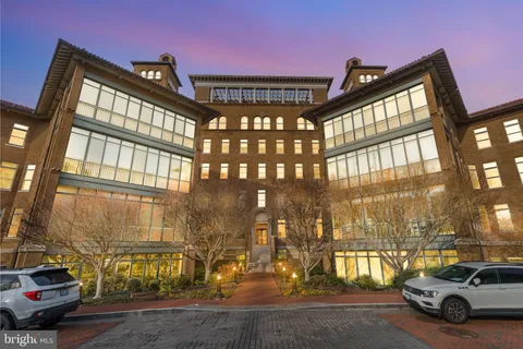 $925,000 | 2425 L Street Northwest, Unit 537, Washington, DC 20037