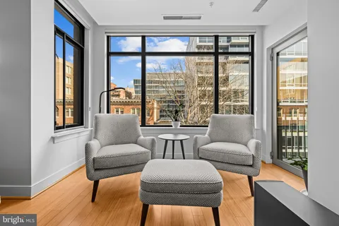 $925,000 | 2425 L Street Northwest, Unit 537, Washington, DC 20037