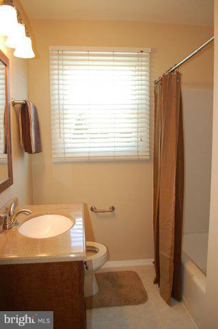 6969 Brookmill Road Baltimore, MD 21215 - Photo 6 of 13 Bath