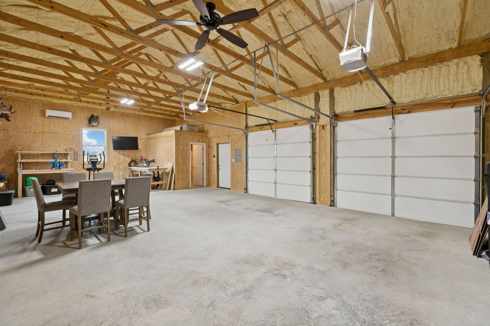1317 Halls Mill Road Unionville, TN 37180 - Photo 33 of 41 a view of a livingroom with furniture and a window