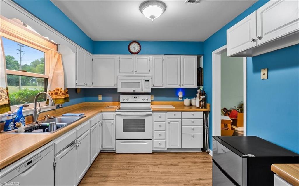 3835 Johnson Street, Unit D High Point, NC 27265 - Photo 10 of 30