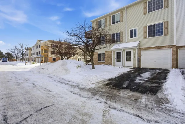 $207,500 | 16169 71st Lane Northeast, Elk River, MN 55330