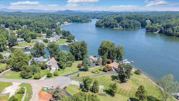 $1,620,000 | 451 Sourwood Drive, Hardy, VA 24101
