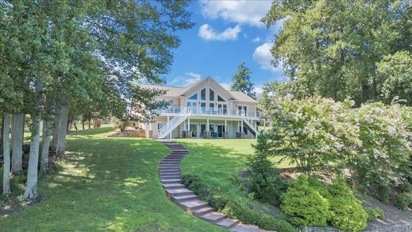 $1,620,000 | 451 Sourwood Drive, Hardy, VA 24101