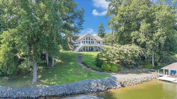 $1,620,000 | 451 Sourwood Drive, Hardy, VA 24101