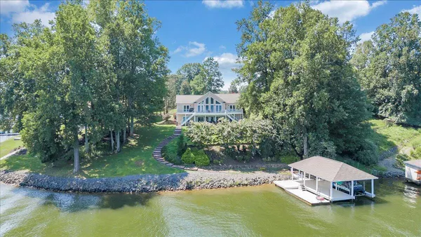 $1,620,000 | 451 Sourwood Drive, Hardy, VA 24101