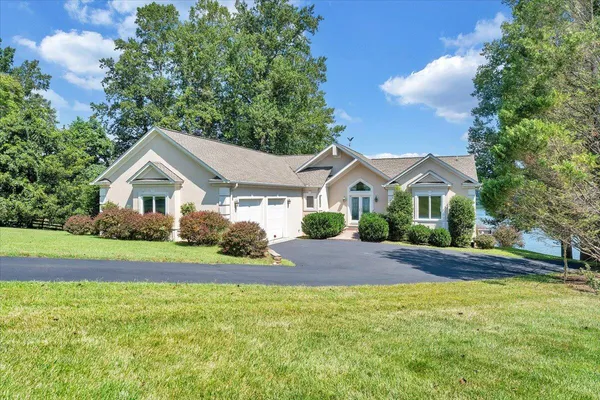 $1,620,000 | 451 Sourwood Drive, Hardy, VA 24101
