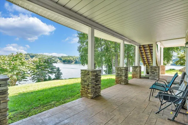 $1,620,000 | 451 Sourwood Drive, Hardy, VA 24101