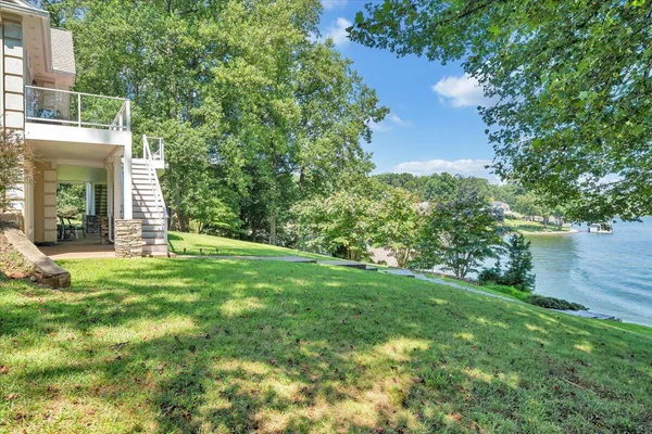 $1,620,000 | 451 Sourwood Drive, Hardy, VA 24101
