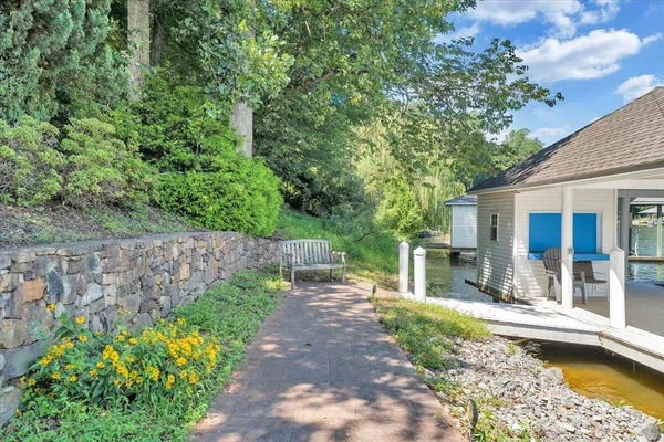 $1,620,000 | 451 Sourwood Drive, Hardy, VA 24101