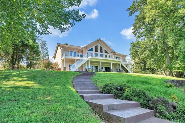 $1,620,000 | 451 Sourwood Drive, Hardy, VA 24101