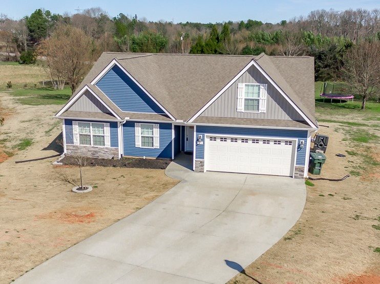 279 Gala Lane Inman, SC 29349 - Photo 1 of 36