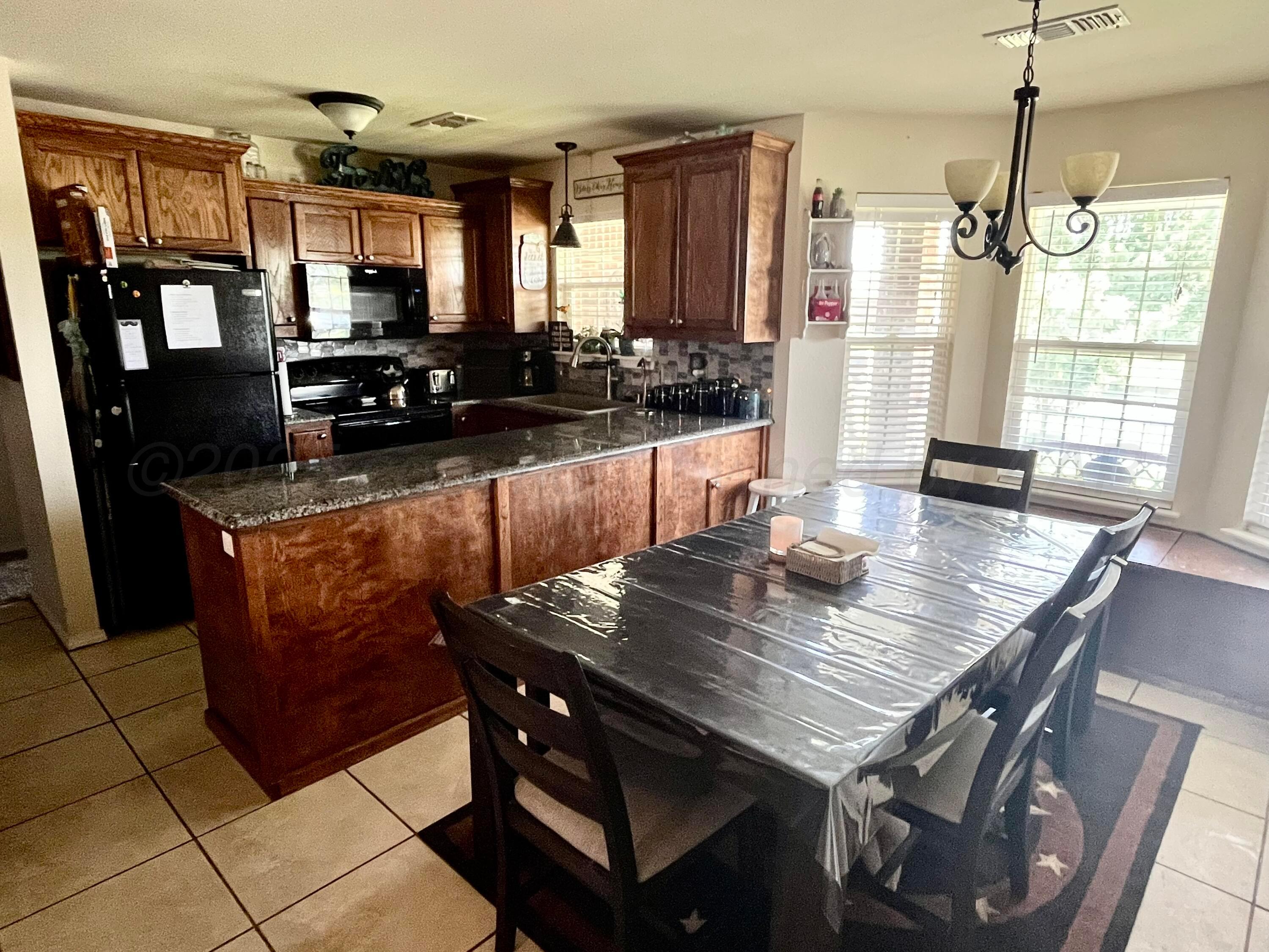 4408 South Williams Street Amarillo, TX 79118 - Photo 11 of 27 IMG_3331