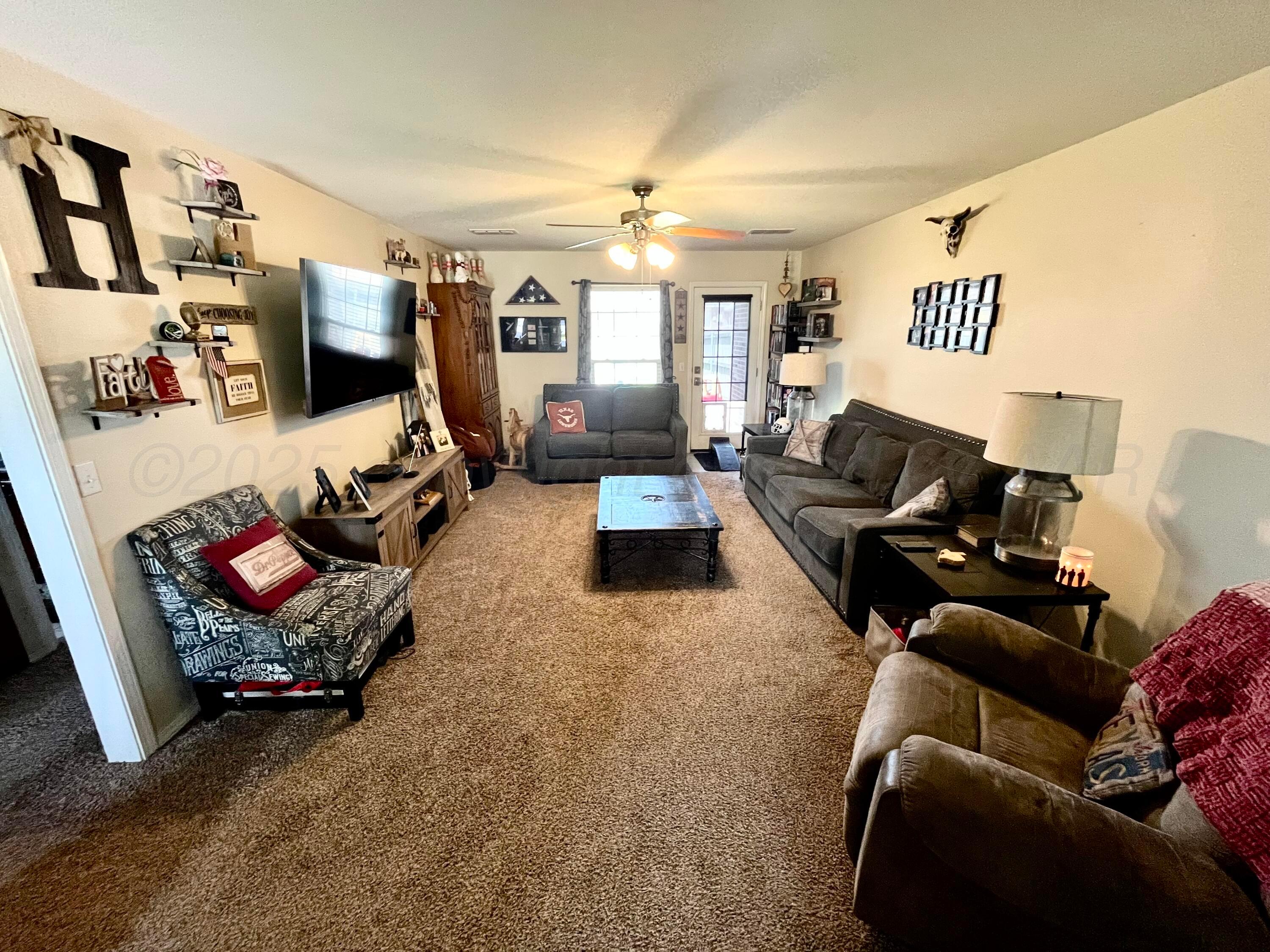 4408 South Williams Street Amarillo, TX 79118 - Photo 3 of 27 IMG_3323