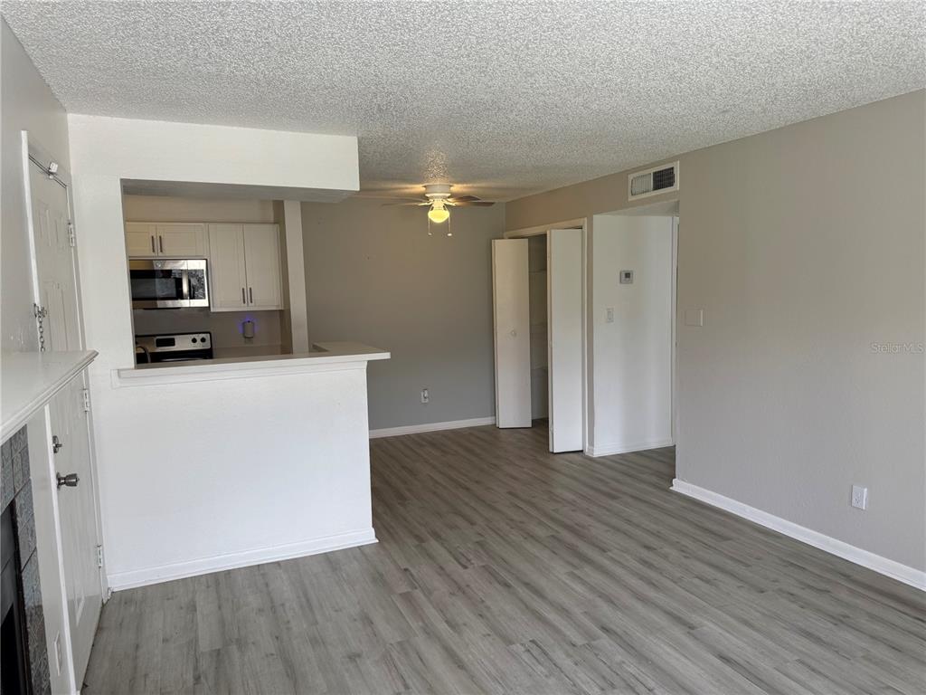 5540 Devonbriar Way, Unit H104 Orlando, FL 32822 - Photo 4 of 34