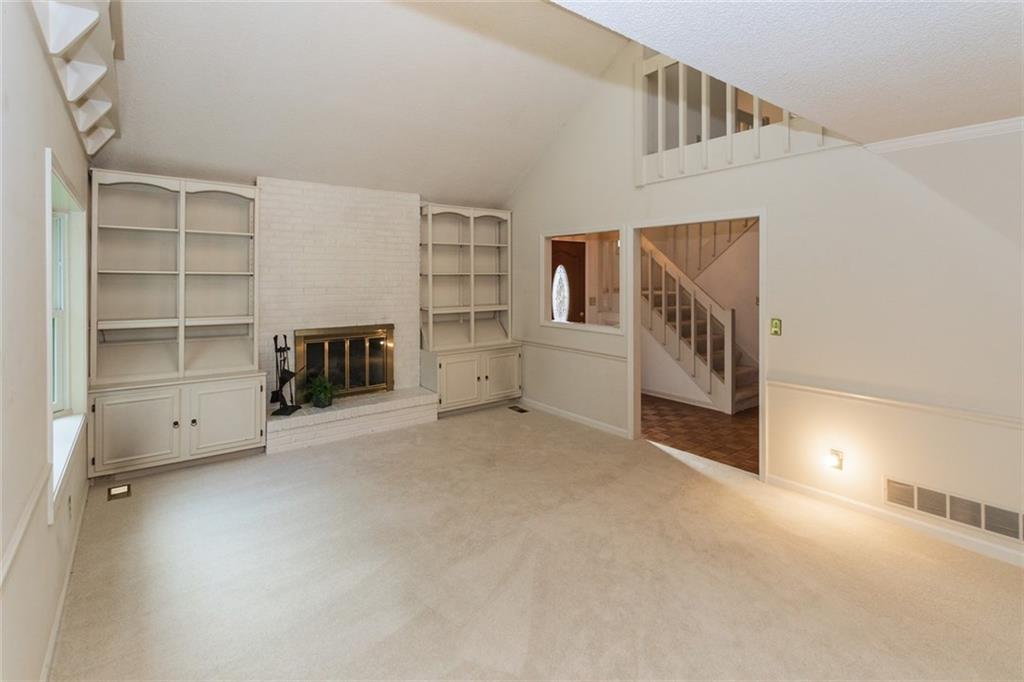 12575 Brompton Road Carmel, IN 46033 - Photo 6 of 27 Gallery Image 6