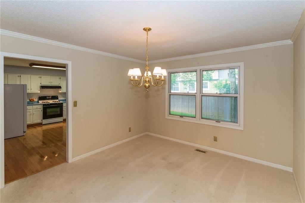 12575 Brompton Road Carmel, IN 46033 - Photo 8 of 27 Gallery Image 8