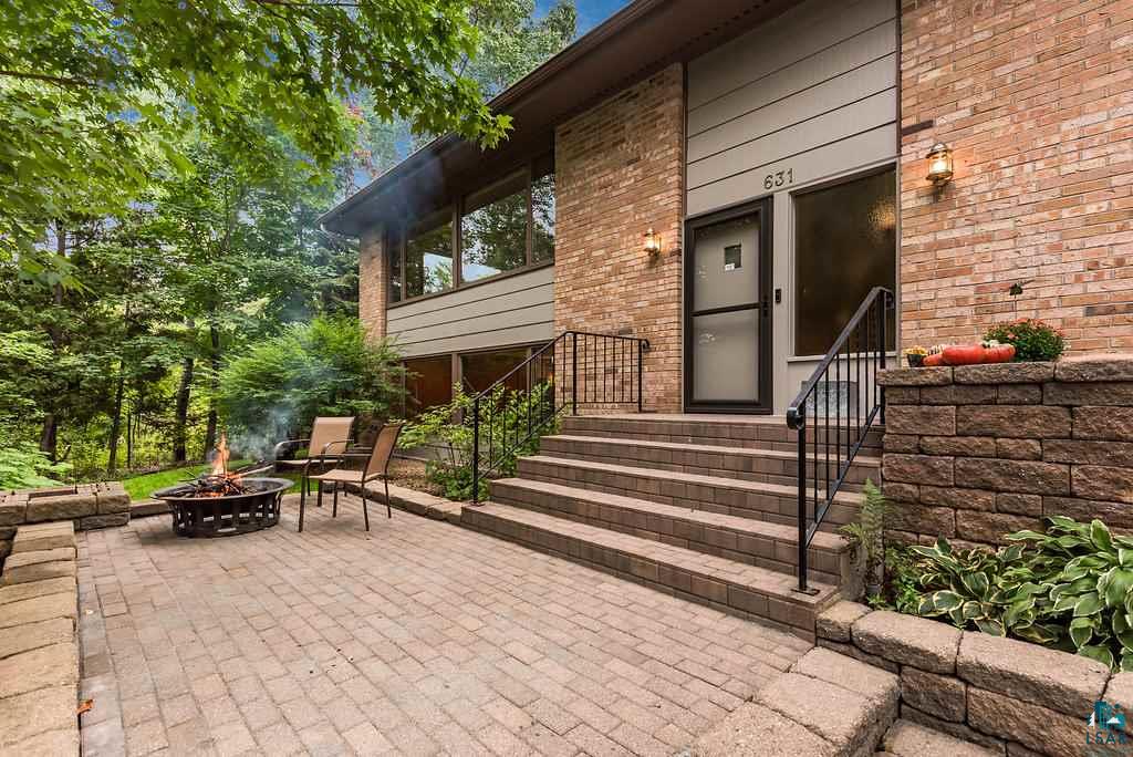 631 Ridgewood Road Duluth, MN 55804 - Photo 1 of 32 Gallery Image 1