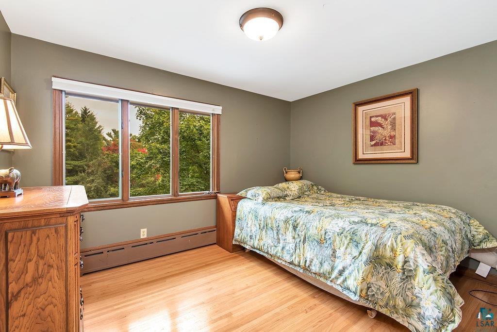631 Ridgewood Road Duluth, MN 55804 - Photo 19 of 32 Bedroom 3
