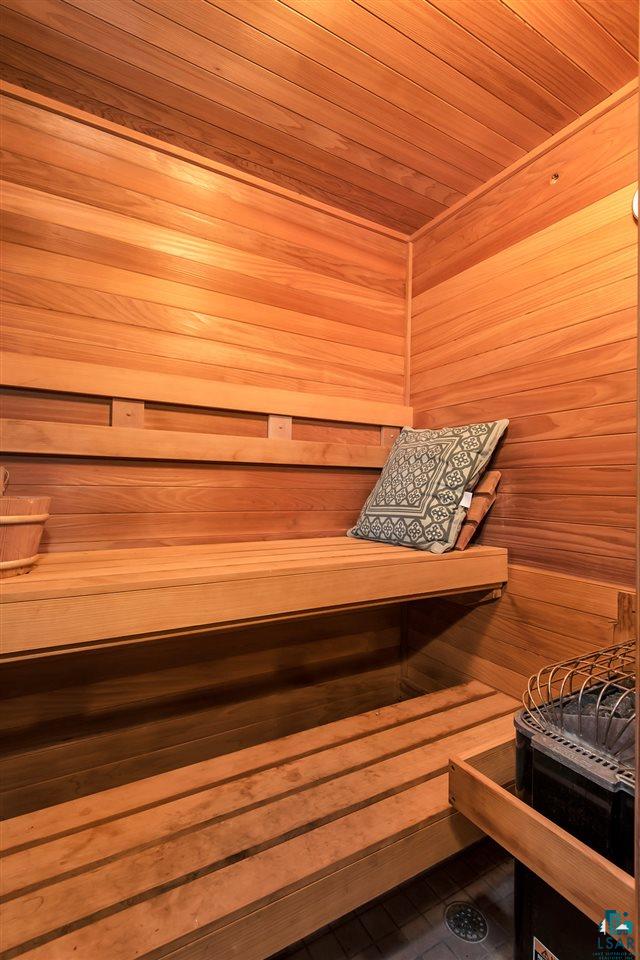 631 Ridgewood Road Duluth, MN 55804 - Photo 27 of 32 Sauna