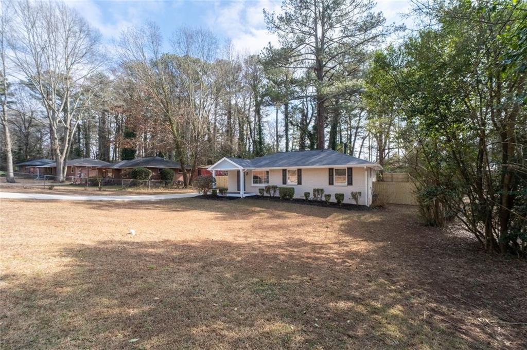 3645 Larkspur Terrace Decatur, GA 30032 - Photo 3 of 27