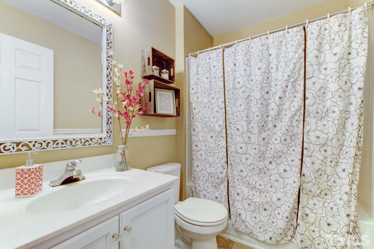 321 Gilman Lane, Unit 102 Raleigh, NC 27610 - Photo 16 of 25 Gallery Image 16