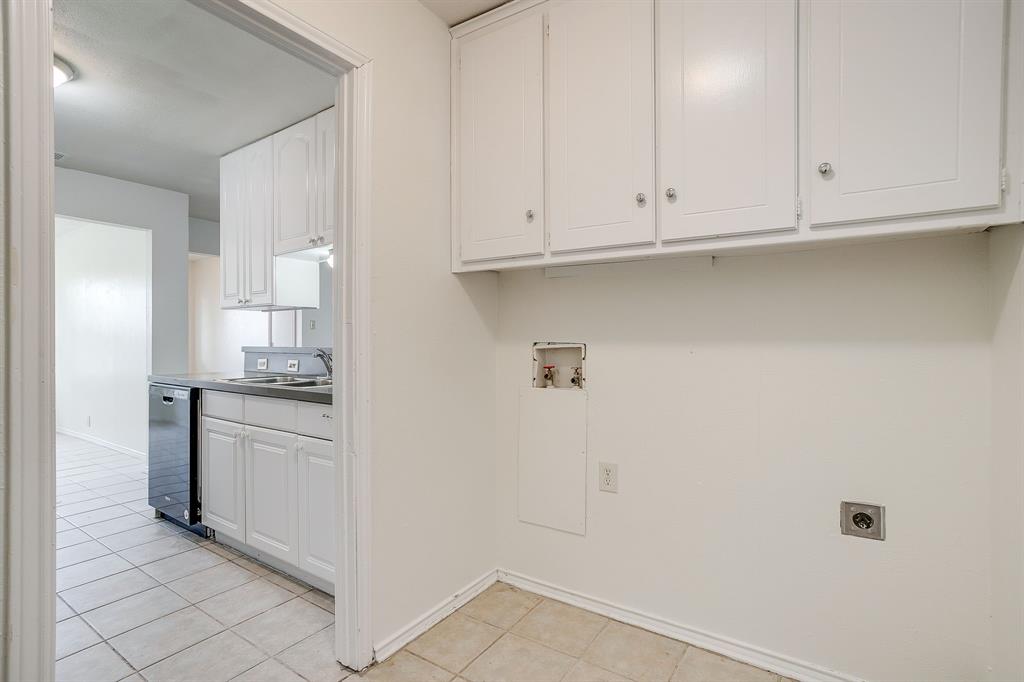 1203 North Nolan River Road, Unit A Cleburne, TX 76033 - Photo 9 of 20