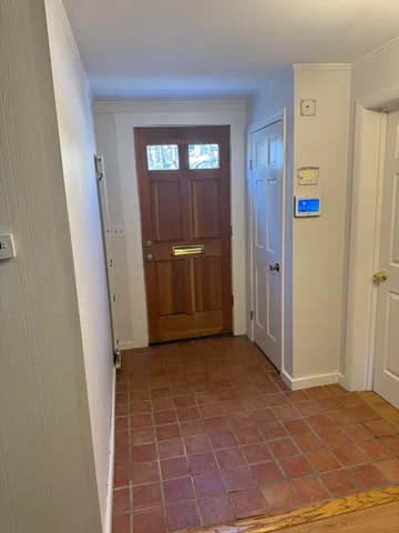 $2,900 | 6 School Street, Unit 6, Milton, MA 02186