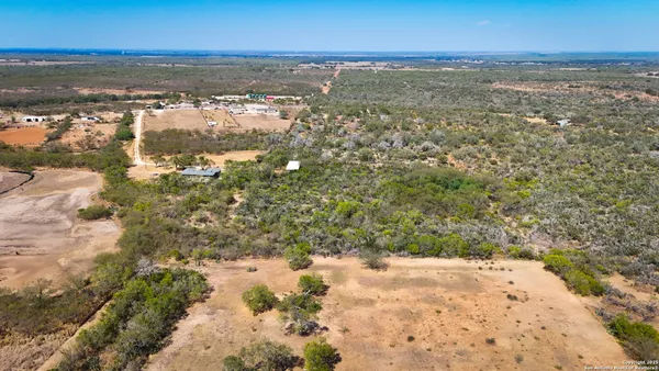 $419,000 | 320 Pullin Drive, Pleasanton, TX 78064