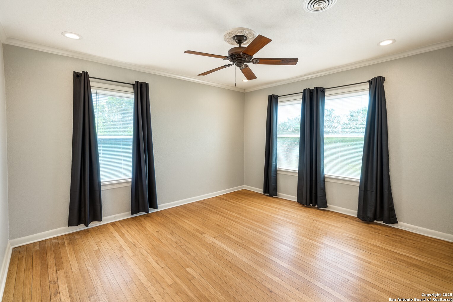 320 Pullin Drive Pleasanton, TX 78064 - Photo 31 of 43