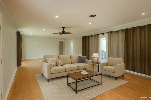 $419,000 | 320 Pullin Drive, Pleasanton, TX 78064