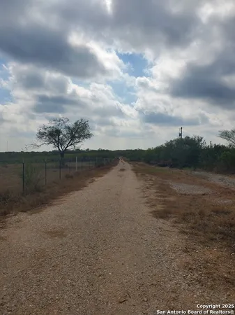 $419,000 | 320 Pullin Drive, Pleasanton, TX 78064