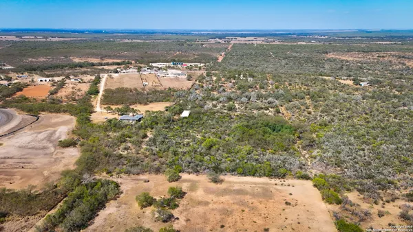 $419,000 | 320 Pullin Drive, Pleasanton, TX 78064
