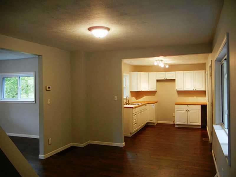 428 Freeport Road Freeport, PA 16229 - Photo 11 of 23 Dining Room.