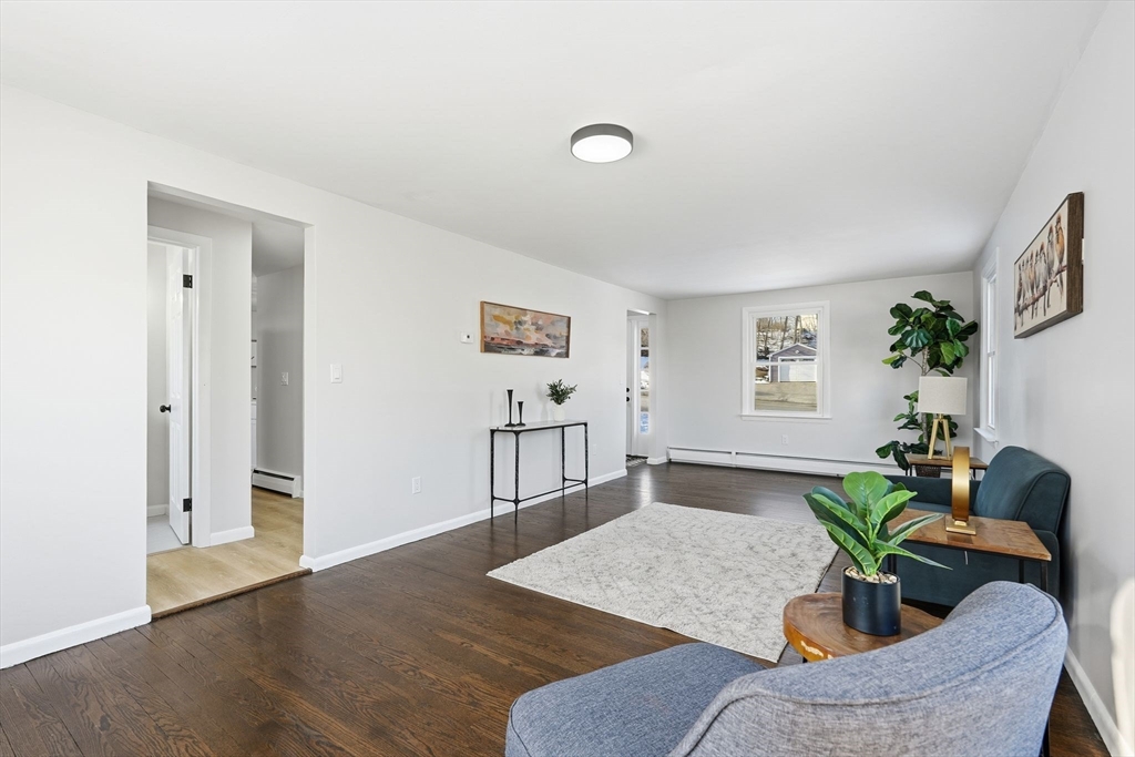 286 Westfield Road Holyoke, MA 01040 - Photo 16 of 35 Gallery Image 16