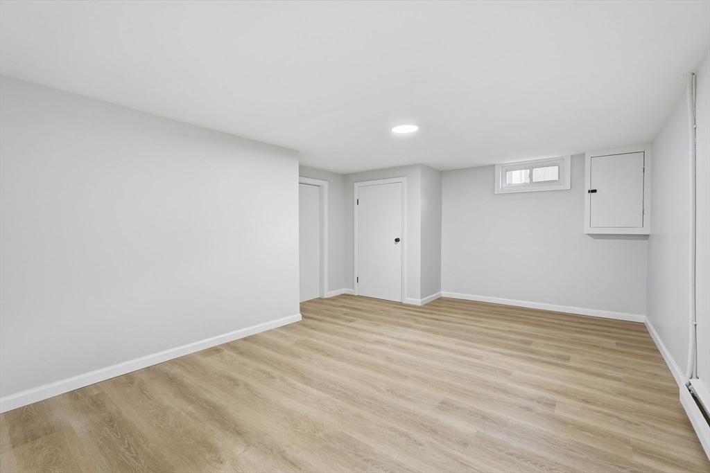 286 Westfield Road Holyoke, MA 01040 - Photo 30 of 35 Gallery Image 30