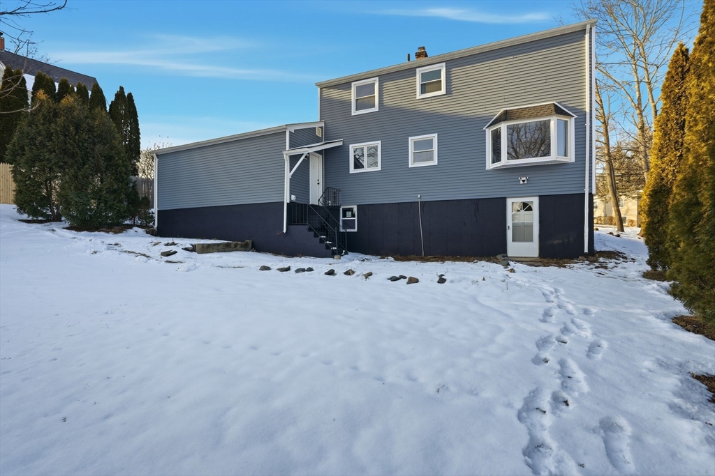 286 Westfield Road Holyoke, MA 01040 - Photo 34 of 35 Gallery Image 34