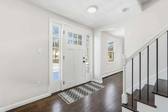 $399,995 | 286 Westfield Road, Holyoke, MA 01040