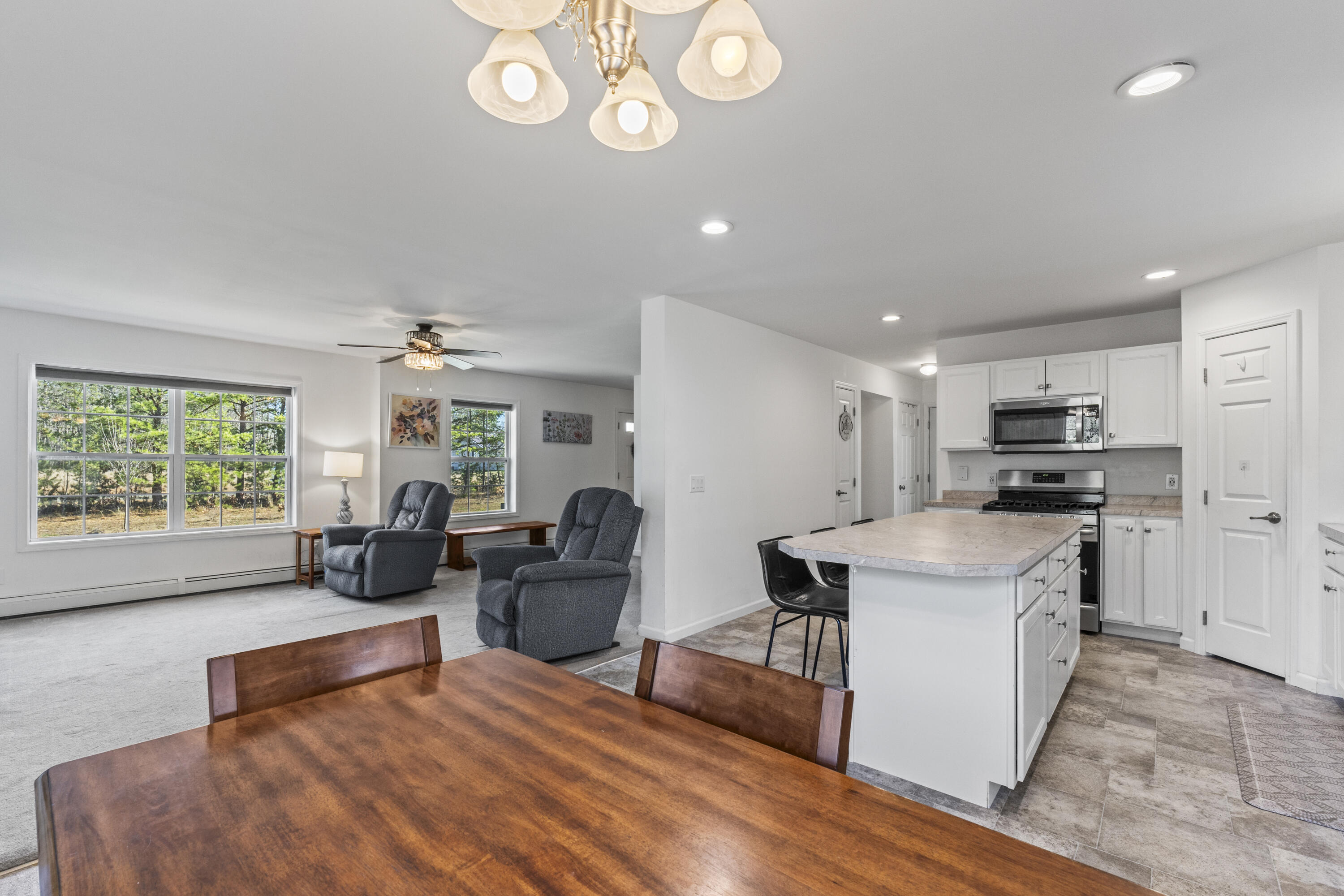 6 Jackson Lane Kennebunk, ME 04043 - Photo 12 of 54 6 Jackson Lane, Kennebunk, ME 04043