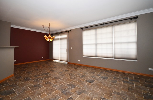 1941 Crestview Circle Romeoville, IL 60446 - Photo 4 of 19