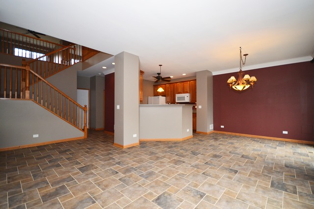 1941 Crestview Circle Romeoville, IL 60446 - Photo 5 of 19