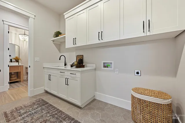 $849,777 | 6608 South Mountaintop Way, Meridian, ID 83642