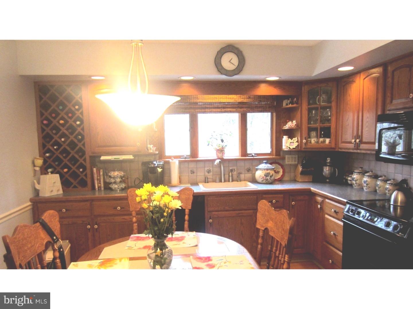 25 Concord Road Garnet Valley, PA 19060 - Photo 6 of 25 Kitchen